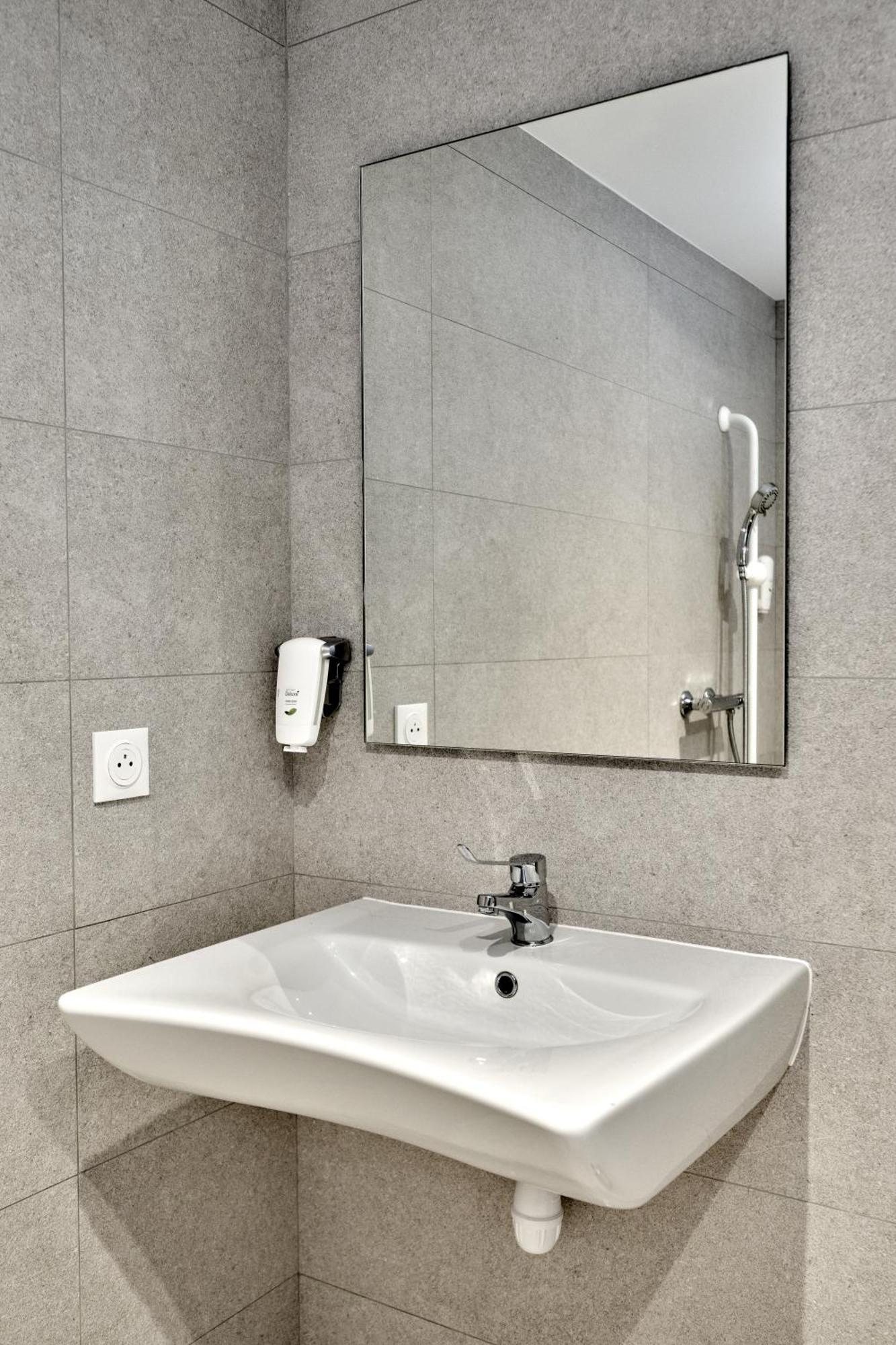 Kyriad Direct Nevers Nord - Varennes Vauzelles Экстерьер фото